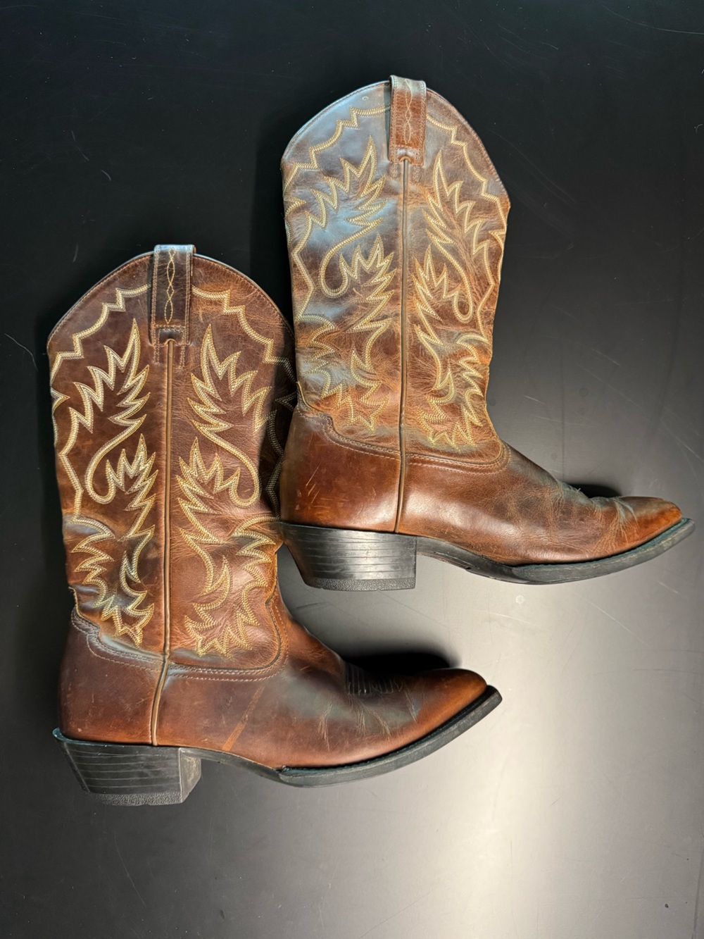 Ariat Heritage R Toe Men's Size Distressed Brown Leather Cowboy Boots - 9.5 EE
